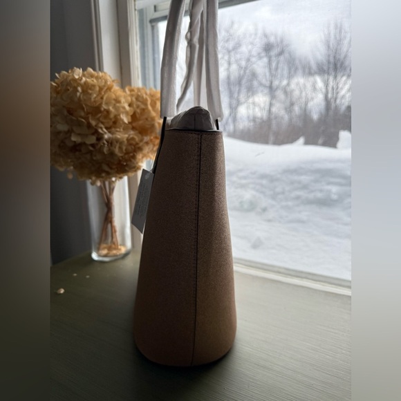 NWT Kate Spade Large Gold Glitter Tote - Picture 3 of 4